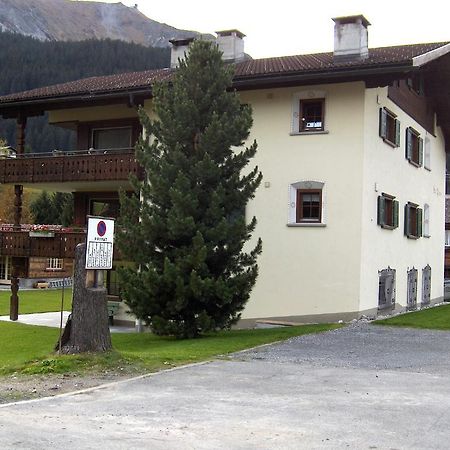 Hus Pravis Lägenhet Klosters Exteriör bild